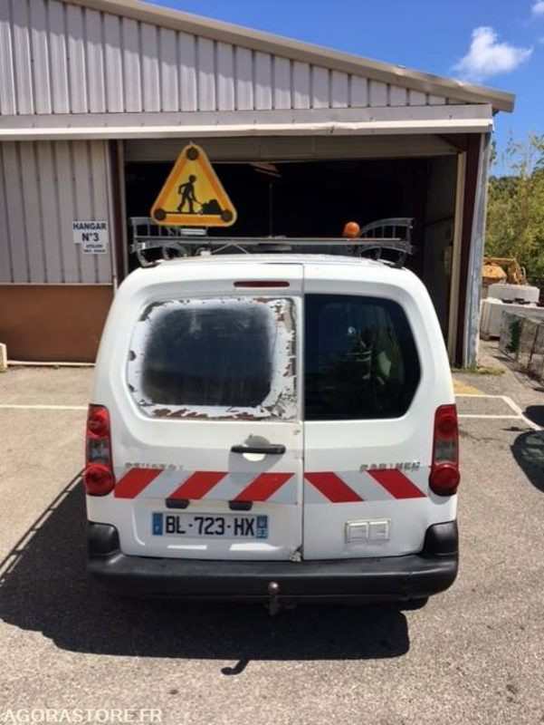 PEUGEOT PARTNER HDI 16 (B9) - فان المدمجة: صور 2 PEUGEOT PARTNER HDI 16 (B9) - فان المدمجة: صور 2