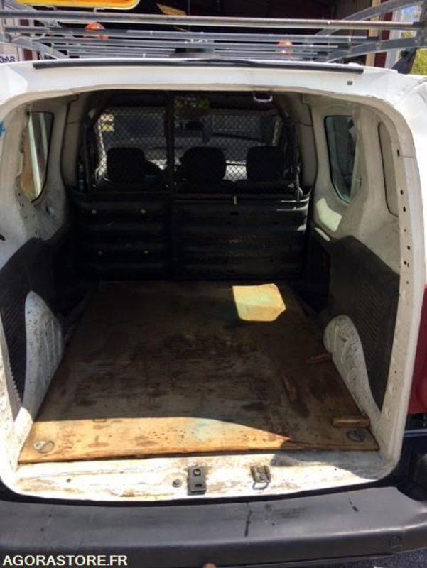 فان المدمجة PEUGEOT PARTNER HDI 16 (B9): صور 8