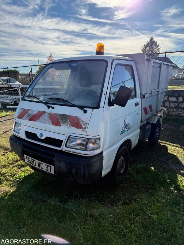 PIAGGIO PORTER - قلاب صغير: صور 2 PIAGGIO PORTER - قلاب صغير: صور 2