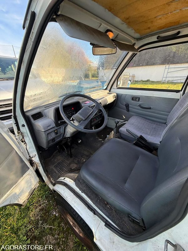 PIAGGIO PORTER - قلاب صغير: صور 5 PIAGGIO PORTER - قلاب صغير: صور 5