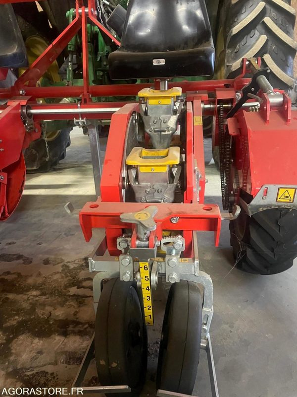 PLANTEUSE CHECCI&MAGLI - 2021 - TRES BON ETAT - الآلات والماكينات الزراعية: صور 4 PLANTEUSE CHECCI&MAGLI - 2021 - TRES BON ETAT - الآلات والماكينات الزراعية: صور 4