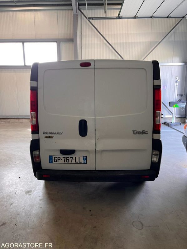 PRIX TTC 0%TVA - RENAULT TRAFIC 2008 2.0 DCI 214.000KM MOTEUR ECHANGE STANDARD - فان: صور 4 PRIX TTC 0%TVA - RENAULT TRAFIC 2008 2.0 DCI 214.000KM MOTEUR ECHANGE STANDARD - فان: صور 4