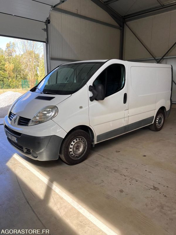 PRIX TTC 0%TVA - RENAULT TRAFIC 2008 2.0 DCI 214.000KM MOTEUR ECHANGE STANDARD - فان: صور 1 PRIX TTC 0%TVA - RENAULT TRAFIC 2008 2.0 DCI 214.000KM MOTEUR ECHANGE STANDARD - فان: صور 1
