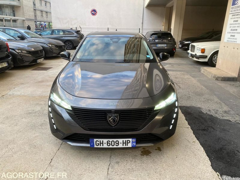 PRIX TTC PEUGEOT 308 III (P5) SW 1.5 BlueHDi 16V EAT8 S&S 130 Boîte automatique - سيارة ستيشن: صور 2 PRIX TTC PEUGEOT 308 III (P5) SW 1.5 BlueHDi 16V EAT8 S&S 130 Boîte automatique - سيارة ستيشن: صور 2