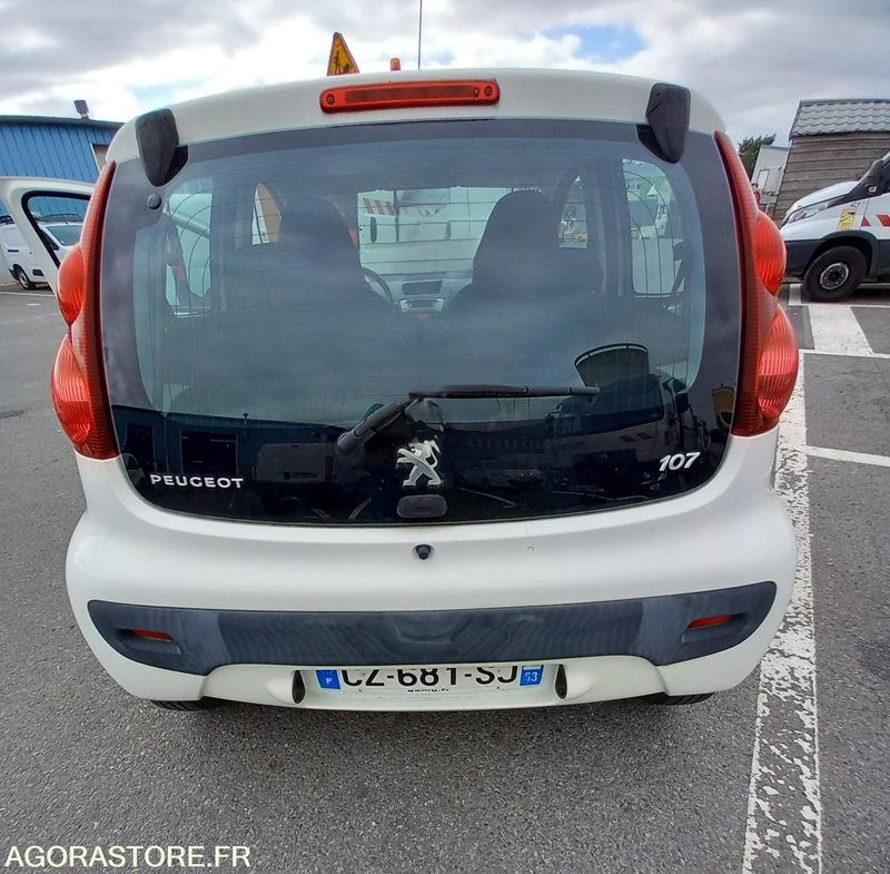 Peugeot 107- CZ681SJ - سيارة: صور 3 Peugeot 107- CZ681SJ - سيارة: صور 3