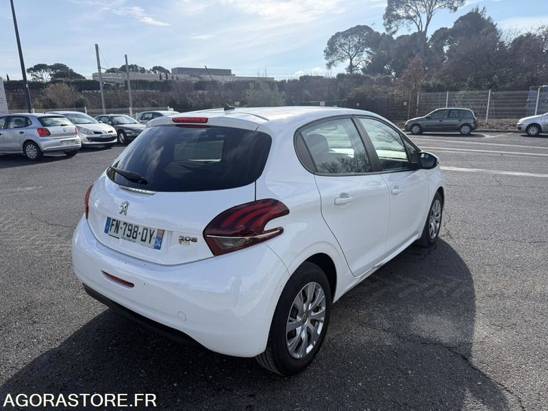 Peugeot 208 - 175 770KM - 2020 TVA RÉCUPÉRABLE - سيارة: صور 5 Peugeot 208 - 175 770KM - 2020 TVA RÉCUPÉRABLE - سيارة: صور 5