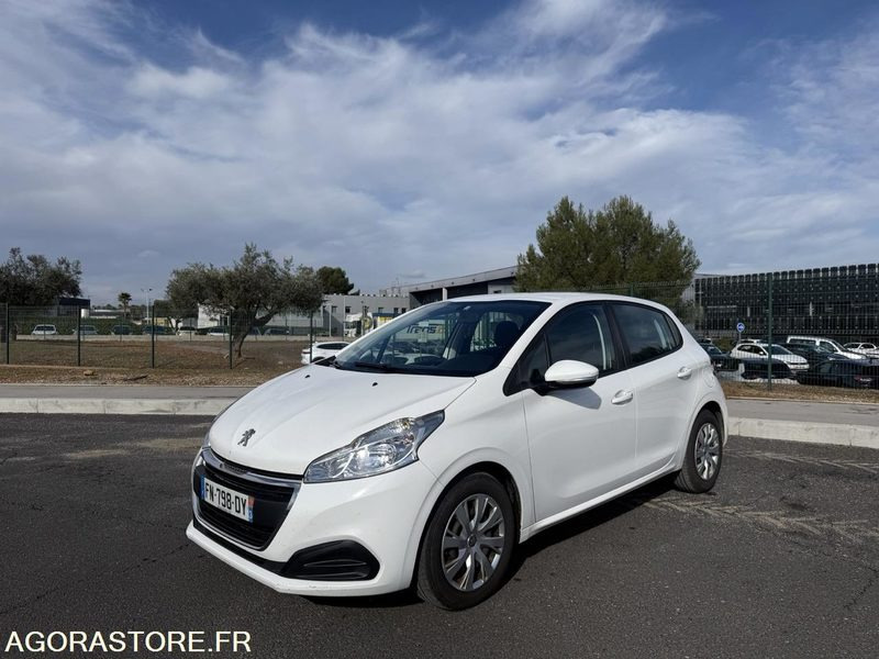 Peugeot 208 - 175 770KM - 2020 TVA RÉCUPÉRABLE - سيارة: صور 1 Peugeot 208 - 175 770KM - 2020 TVA RÉCUPÉRABLE - سيارة: صور 1