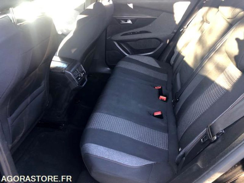 Peugeot 3008 BlueHdi 120 S&S Allure Business BOITE AUTO EAT8 - Courroie faite - سيارة: صور 5 Peugeot 3008 BlueHdi 120 S&S Allure Business BOITE AUTO EAT8 - Courroie faite - سيارة: صور 5