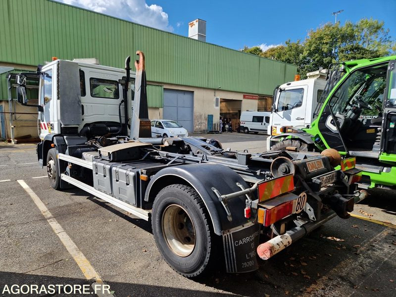 Porteur Iveco 160E22 - 2010 - 84333- AS868NA - شاحنة: صور 4 Porteur Iveco 160E22 - 2010 - 84333- AS868NA - شاحنة: صور 4
