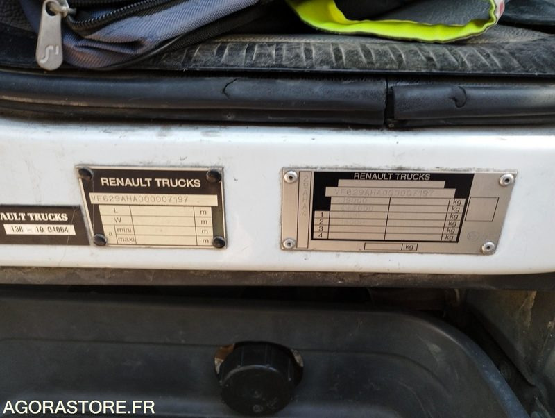 Porteur PREMIUM 270 DXI - 2012 - 299000 kms (D146/BZ-955-WL) - شاحنة: صور 2 Porteur PREMIUM 270 DXI - 2012 - 299000 kms (D146/BZ-955-WL) - شاحنة: صور 2