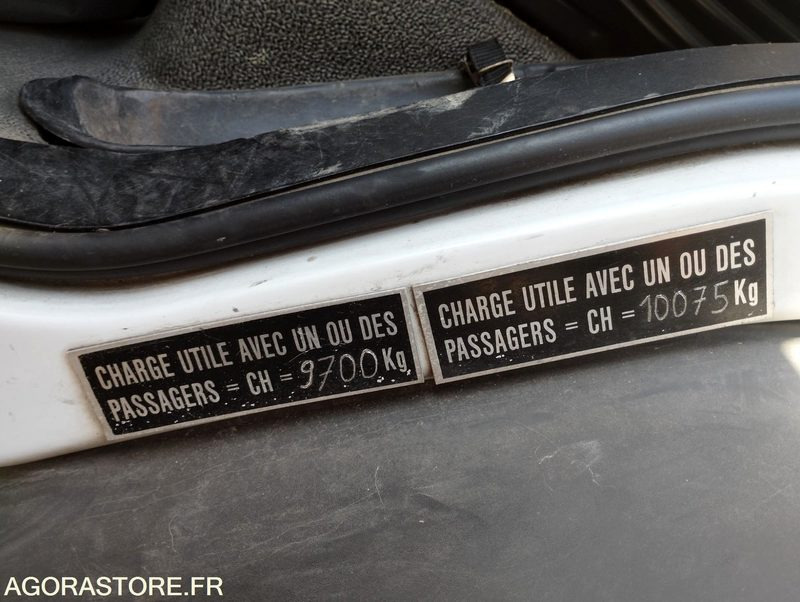 Porteur PREMIUM 270 DXI - 2012 - 299000 kms (D146/BZ-955-WL) - شاحنة: صور 3 Porteur PREMIUM 270 DXI - 2012 - 299000 kms (D146/BZ-955-WL) - شاحنة: صور 3