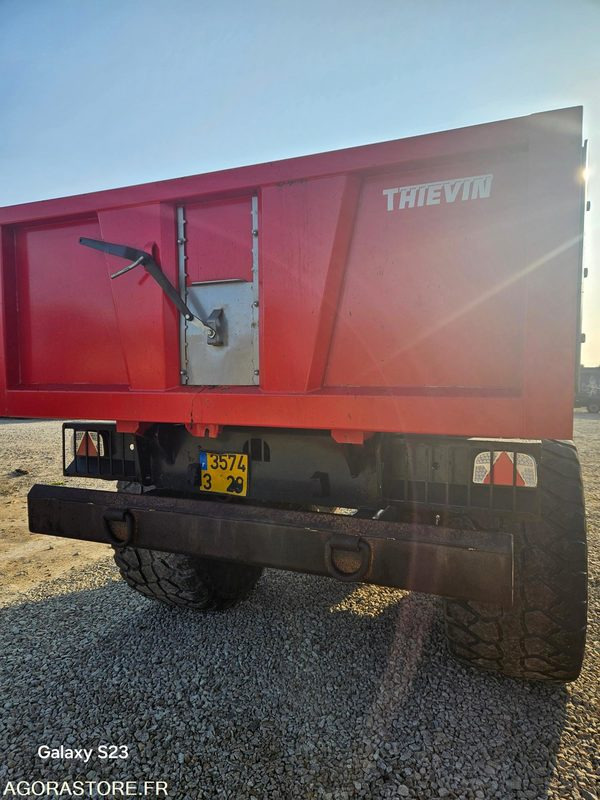 REMORQUE TP THIEVIN MASTER 210-62 DE 2011 - قلابة مقطورة: صور 4 REMORQUE TP THIEVIN MASTER 210-62 DE 2011 - قلابة مقطورة: صور 4