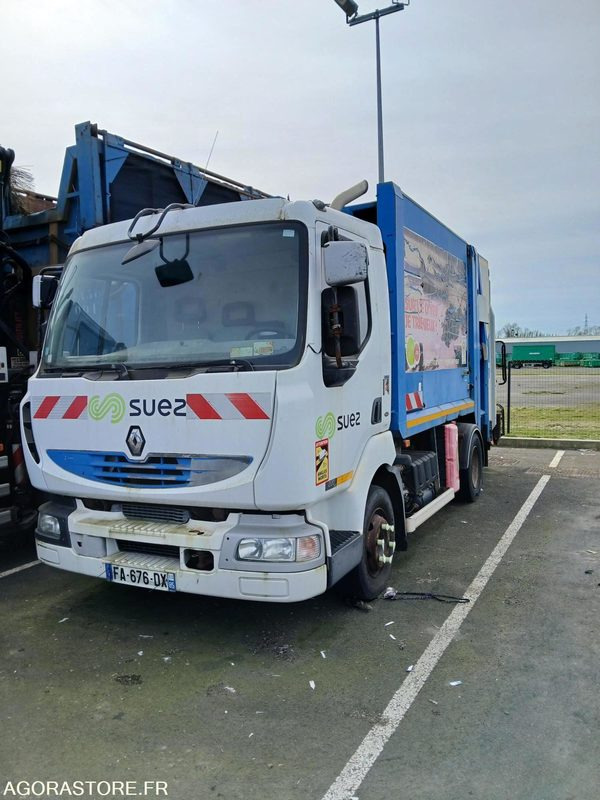 RENAULT 10T/BOM - FA676DX - 2006 / 135 368 KM - شاحنة القمامة: صور 1 RENAULT 10T/BOM - FA676DX - 2006 / 135 368 KM - شاحنة القمامة: صور 1