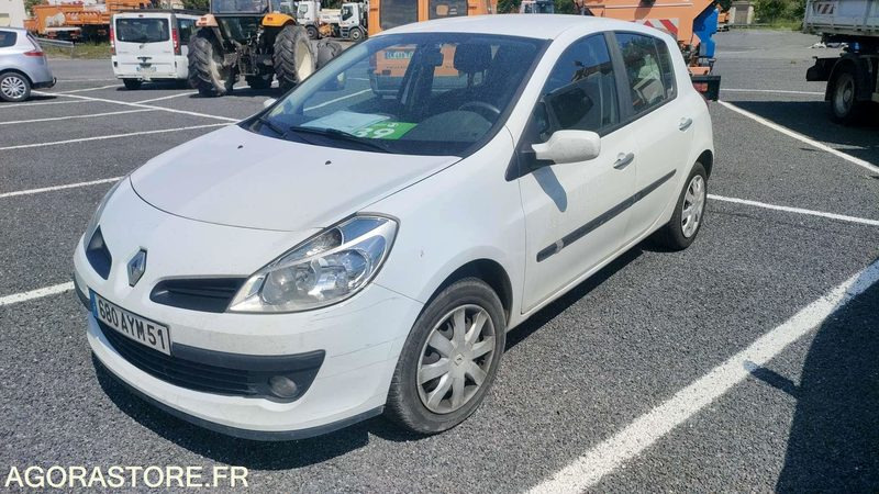 RENAULT CLIO - 2008 - 182854kms - سيارة: صور 1 RENAULT CLIO - 2008 - 182854kms - سيارة: صور 1