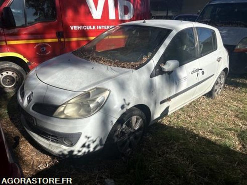 RENAULT CLIO - 2008 - 260000KM - 3664GX2A - سيارة: صور 3 RENAULT CLIO - 2008 - 260000KM - 3664GX2A - سيارة: صور 3