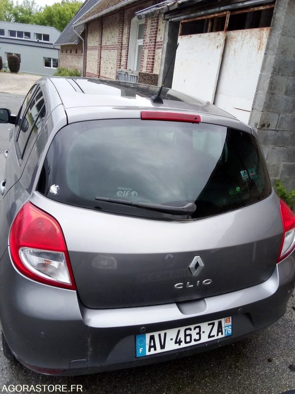 RENAULT CLIO 2010 - سيارة: صور 1 RENAULT CLIO 2010 - سيارة: صور 1