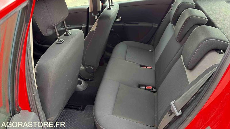 RENAULT CLIO 3 - 164 519 Kms - 2010-BB-789-QK - سيارة: صور 3 RENAULT CLIO 3 - 164 519 Kms - 2010-BB-789-QK - سيارة: صور 3