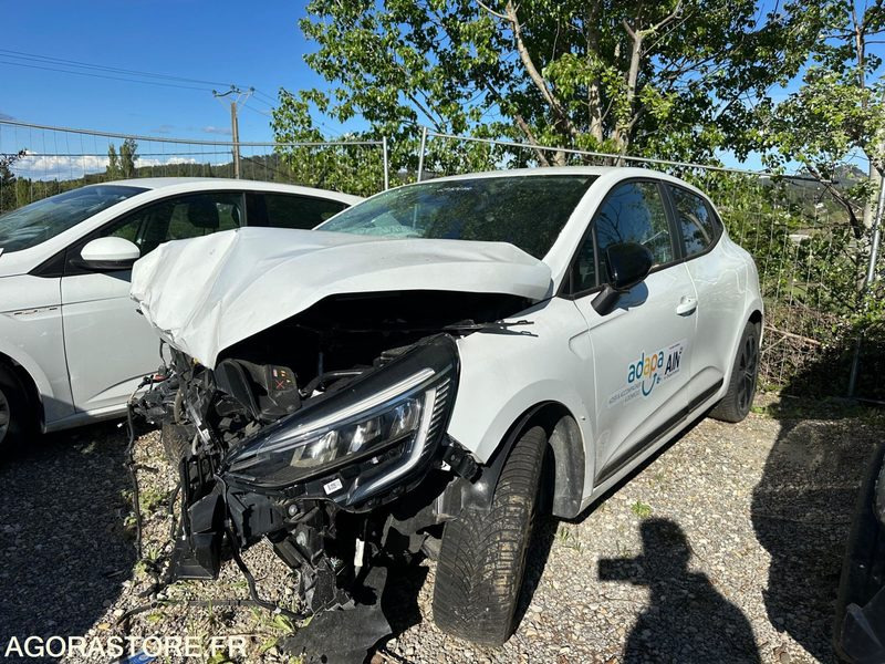 RENAULT - CLIO 5 - 2023 - 7655KMS - سيارة: صور 1 RENAULT - CLIO 5 - 2023 - 7655KMS - سيارة: صور 1