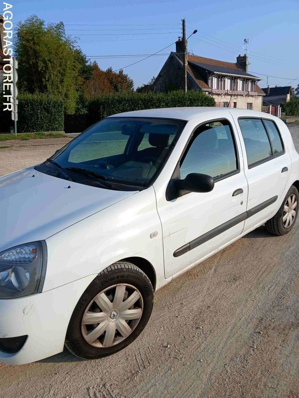 RENAULT CLIO II 1.5 DCI DE 2008 - سيارة: صور 3 RENAULT CLIO II 1.5 DCI DE 2008 - سيارة: صور 3