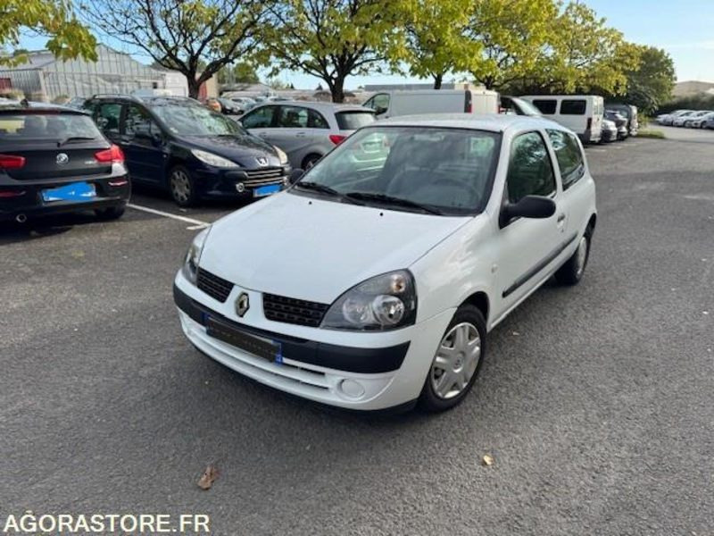RENAULT CLIO SOCIETE - سيارة: صور 1 RENAULT CLIO SOCIETE - سيارة: صور 1