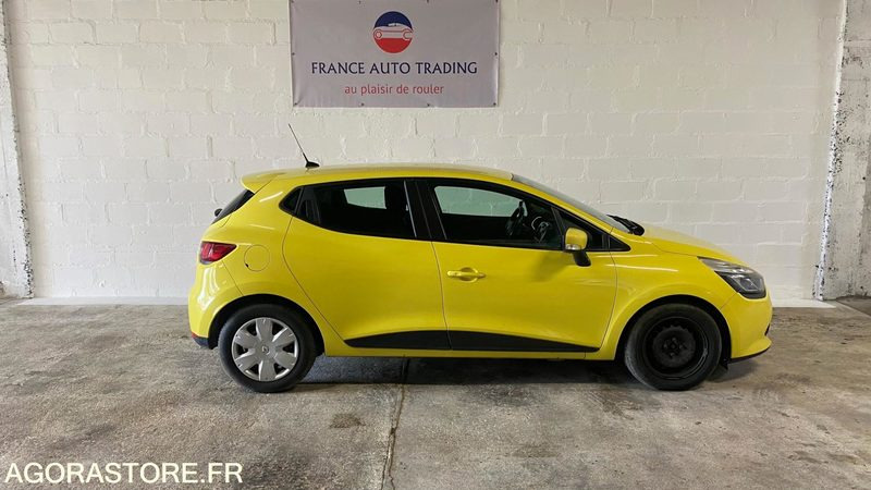 RENAULT ClIO IV 5 Portes 1.5 DCI FAP ECO2 S&S 75 CV - 2P013 - 231 897km - سيارة: صور 3 RENAULT ClIO IV 5 Portes 1.5 DCI FAP ECO2 S&S 75 CV - 2P013 - 231 897km - سيارة: صور 3