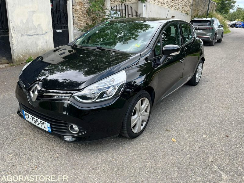 RENAULT Clio IV 5 portes 1.5 dCi 90cv Business 2015 135000 km - سيارة: صور 3 RENAULT Clio IV 5 portes 1.5 dCi 90cv Business 2015 135000 km - سيارة: صور 3