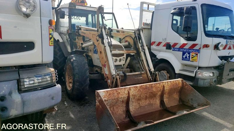 RENAULT ERGOS 446 - 2008 - جرار: صور 2 RENAULT ERGOS 446 - 2008 - جرار: صور 2