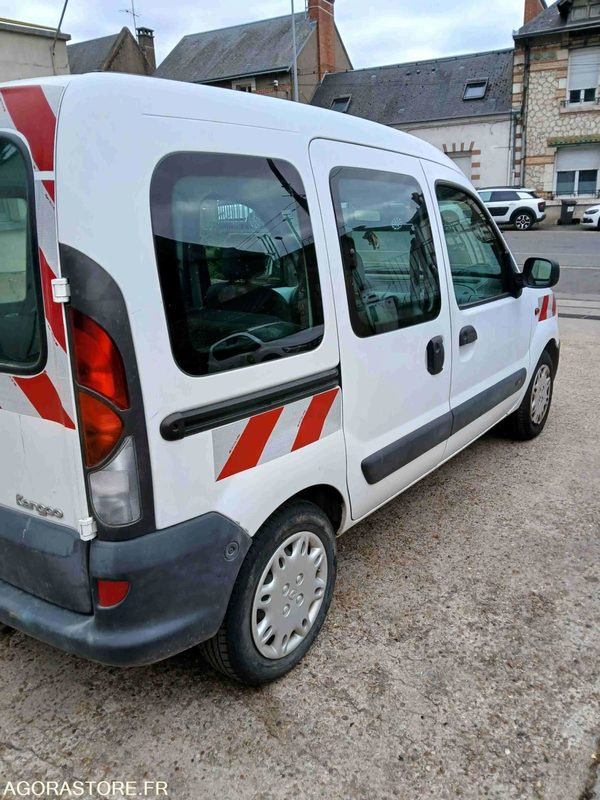RENAULT KANGOO 1.2 - سيارة: صور 5 RENAULT KANGOO 1.2 - سيارة: صور 5