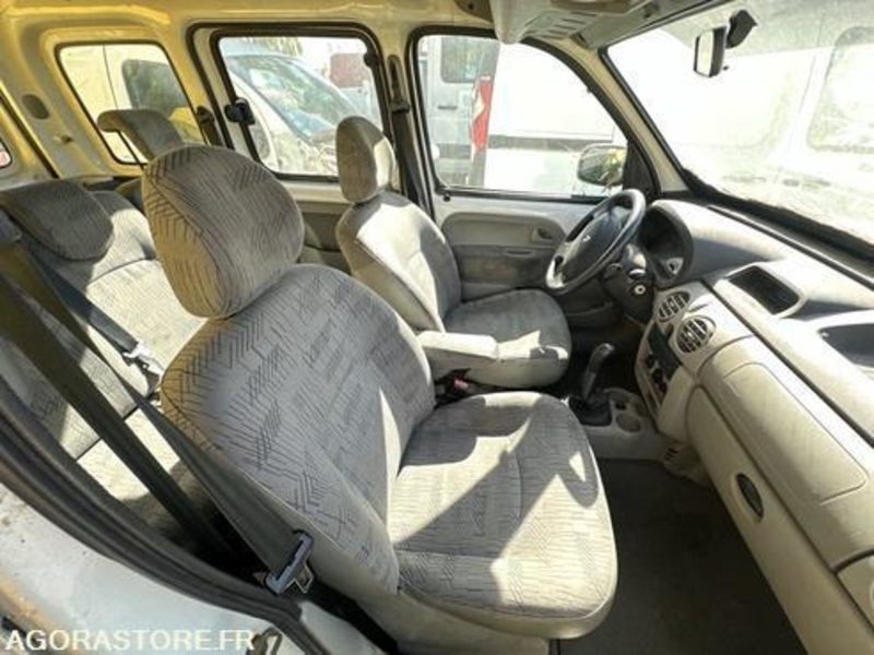 فان المدمجة RENAULT KANGOO - 2006 - 286921KM - 3240HJ2B: صور 20