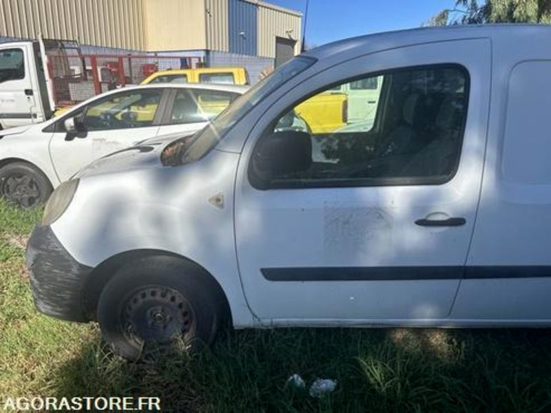 RENAULT KANGOO - 2010 - 288112km - AR259YG - فان المدمجة: صور 5 RENAULT KANGOO - 2010 - 288112km - AR259YG - فان المدمجة: صور 5