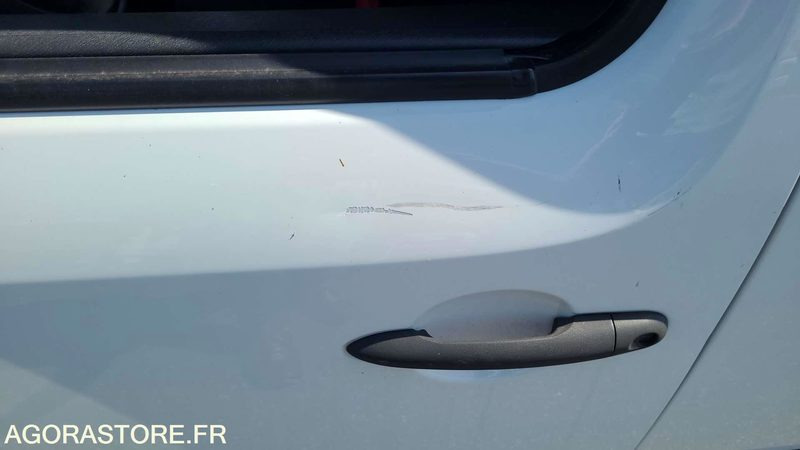 RENAULT KANGOO - 2011 - 81107KM - BV-627-ML - فان المدمجة: صور 5 RENAULT KANGOO - 2011 - 81107KM - BV-627-ML - فان المدمجة: صور 5