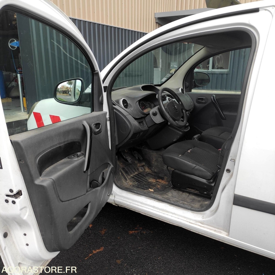 RENAULT - KANGOO - 2013 / 108237 KMS (CS-129-FR) - فان المدمجة: صور 4 RENAULT - KANGOO - 2013 / 108237 KMS (CS-129-FR) - فان المدمجة: صور 4