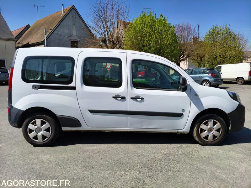 RENAULT KANGOO ZE MAXI - 2016 - 68000KM - سيارة: صور 5 RENAULT KANGOO ZE MAXI - 2016 - 68000KM - سيارة: صور 5