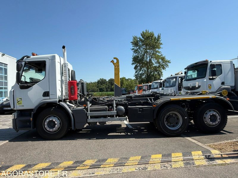 RENAULT LANDER 320 - 6X2 - POLYBENNE - AMPLIROLL - شاحنة ذات الخطاف: صور 4 RENAULT LANDER 320 - 6X2 - POLYBENNE - AMPLIROLL - شاحنة ذات الخطاف: صور 4