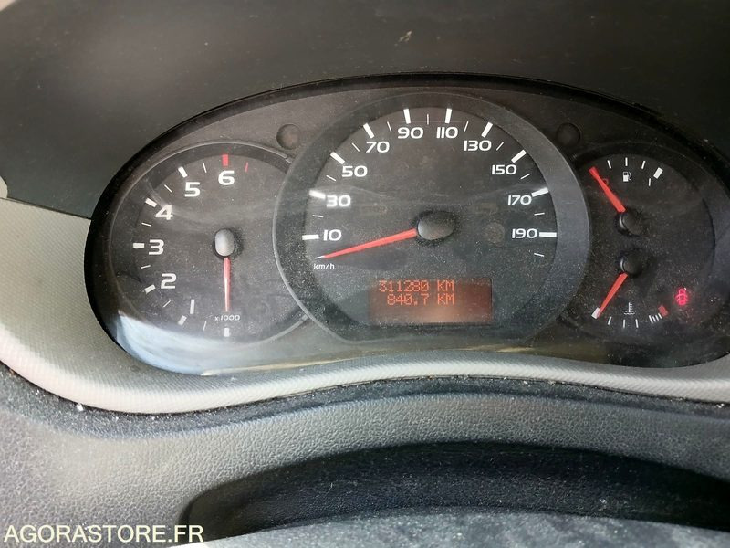 RENAULT MASTER DIESEL 311280 Kms - فان: صور 2 RENAULT MASTER DIESEL 311280 Kms - فان: صور 2