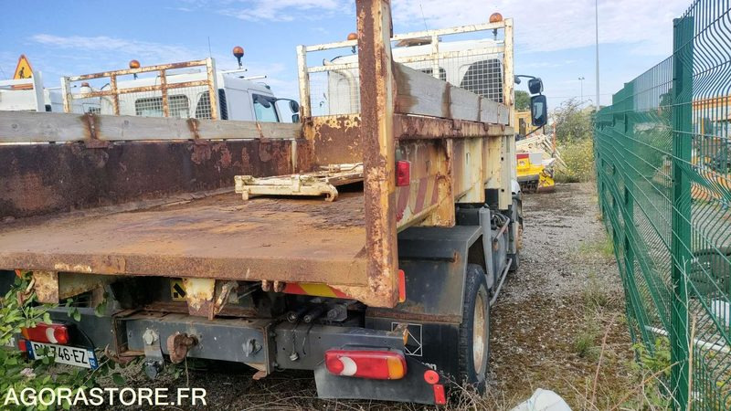 RENAULT MIDLUM 210 - 2001 - 288968 KM - قلاب صغير: صور 5 RENAULT MIDLUM 210 - 2001 - 288968 KM - قلاب صغير: صور 5