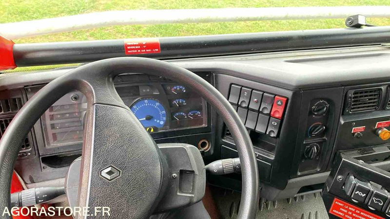 RENAULT MIDLUM 42841kms - 2004 - شاحنة: صور 3 RENAULT MIDLUM 42841kms - 2004 - شاحنة: صور 3