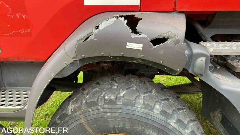 RENAULT MIDLUM 42841kms - 2004 - شاحنة: صور 4 RENAULT MIDLUM 42841kms - 2004 - شاحنة: صور 4