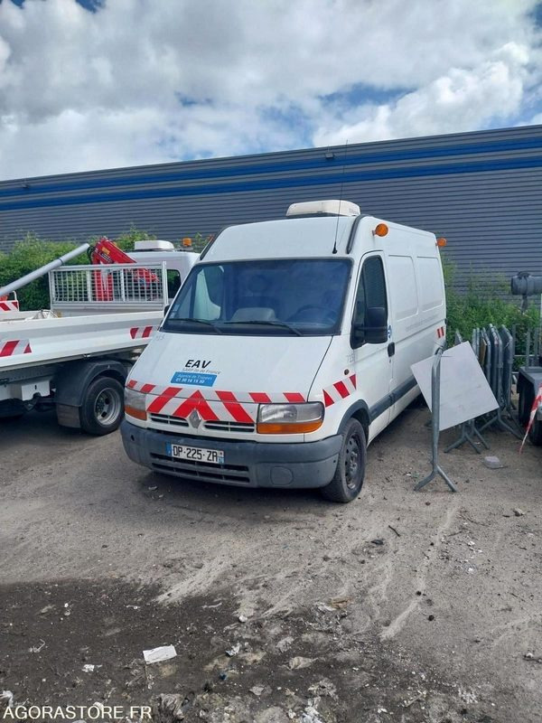 RENAULT Master ITV Hydrovideo 2003 220000Km Roulant Sans Groupe électrogène - فان: صور 1 RENAULT Master ITV Hydrovideo 2003 220000Km Roulant Sans Groupe électrogène - فان: صور 1