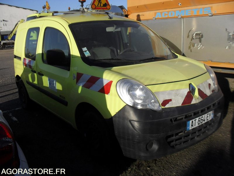 RENAULT NEW KANGOO UTILITAIRE - فان المدمجة: صور 1 RENAULT NEW KANGOO UTILITAIRE - فان المدمجة: صور 1