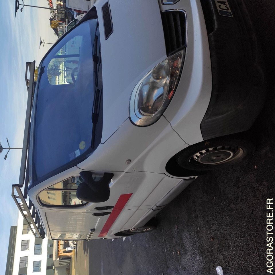 RENAULT - TRAFIC - 2012 / 213372 KMS (CA-930-LH) - فان: صور 3 RENAULT - TRAFIC - 2012 / 213372 KMS (CA-930-LH) - فان: صور 3