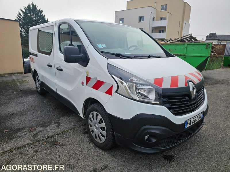 RENAULT TRAFIC - 2018 - 173355KM - FA667ST - فان: صور 2 RENAULT TRAFIC - 2018 - 173355KM - FA667ST - فان: صور 2