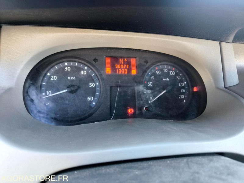 RENAULT TRAFIC MINI BUS BVA - صغيرة, ميكروباص: صور 3 RENAULT TRAFIC MINI BUS BVA - صغيرة, ميكروباص: صور 3