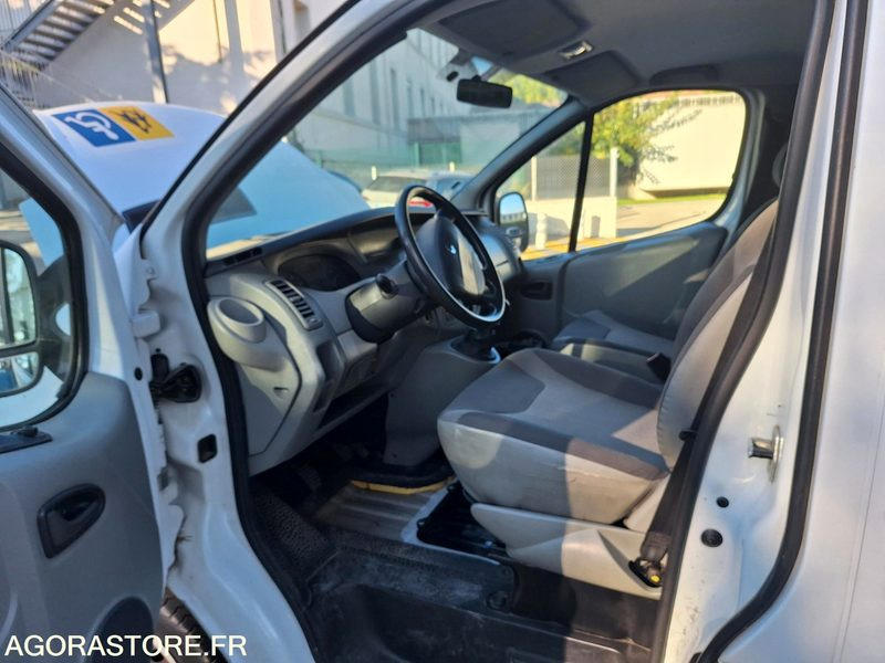 RENAULT TRAFIC - صغيرة, ميكروباص: صور 5 RENAULT TRAFIC - صغيرة, ميكروباص: صور 5