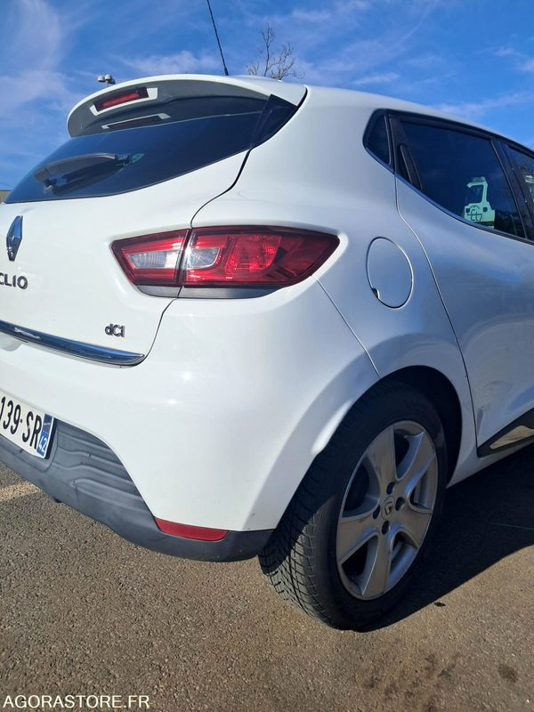 سيارة Renault CLIO 4 CY-139-SR - 2013 - 142180KM: صور 14