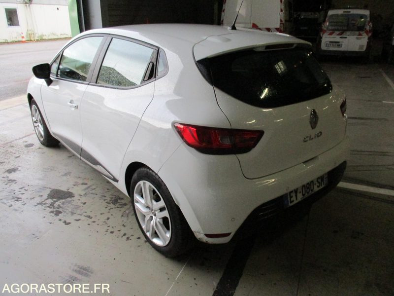Renault Clio 4 - 2018 - 105194 kms - سيارة: صور 4 Renault Clio 4 - 2018 - 105194 kms - سيارة: صور 4