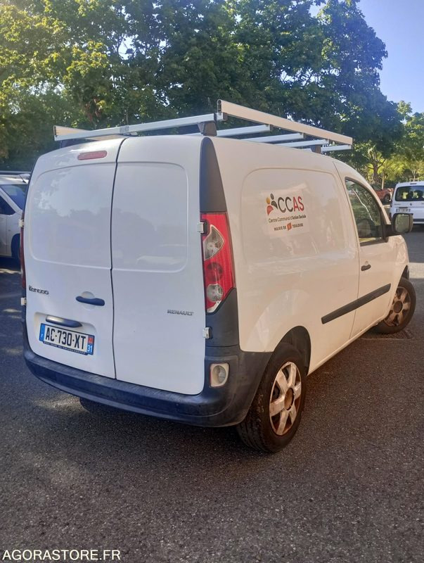 Renault Kangoo 2009 136505 kms - فان المدمجة: صور 2 Renault Kangoo 2009 136505 kms - فان المدمجة: صور 2