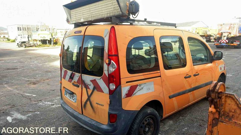 Renault Kangoo - 2009 - AF-110-HS - فان المدمجة: صور 2 Renault Kangoo - 2009 - AF-110-HS - فان المدمجة: صور 2