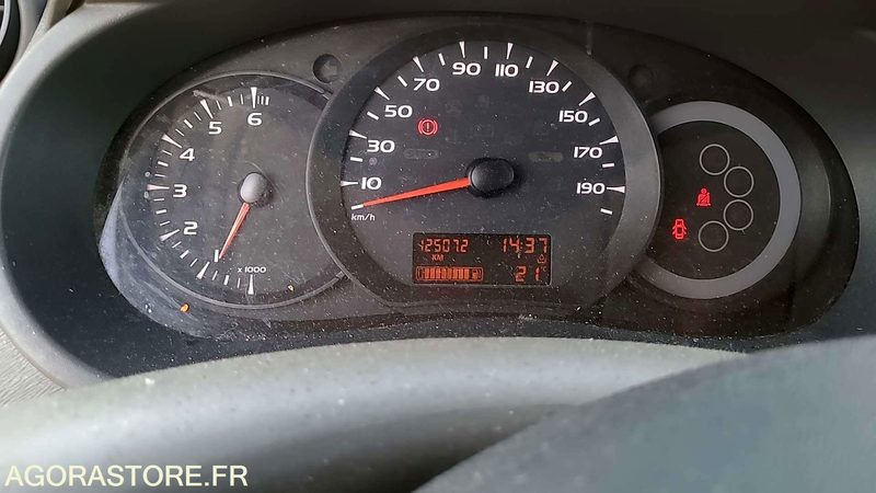 فان المدمجة Renault Kangoo - 2011 - 125072kms - BE049EM: صور 16