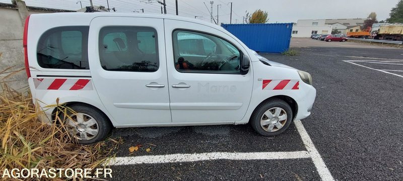 Renault Kangoo - 2013 - 284004kms - سيارة: صور 3 Renault Kangoo - 2013 - 284004kms - سيارة: صور 3